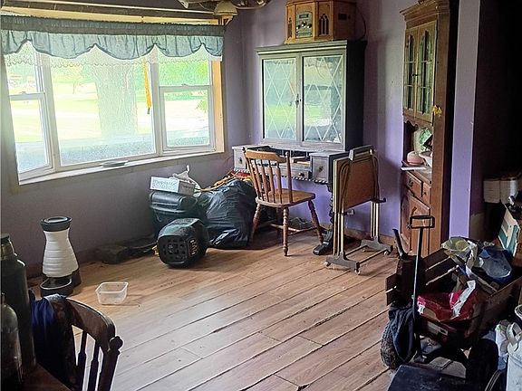 5th image of 816 Luke Chute Rd
