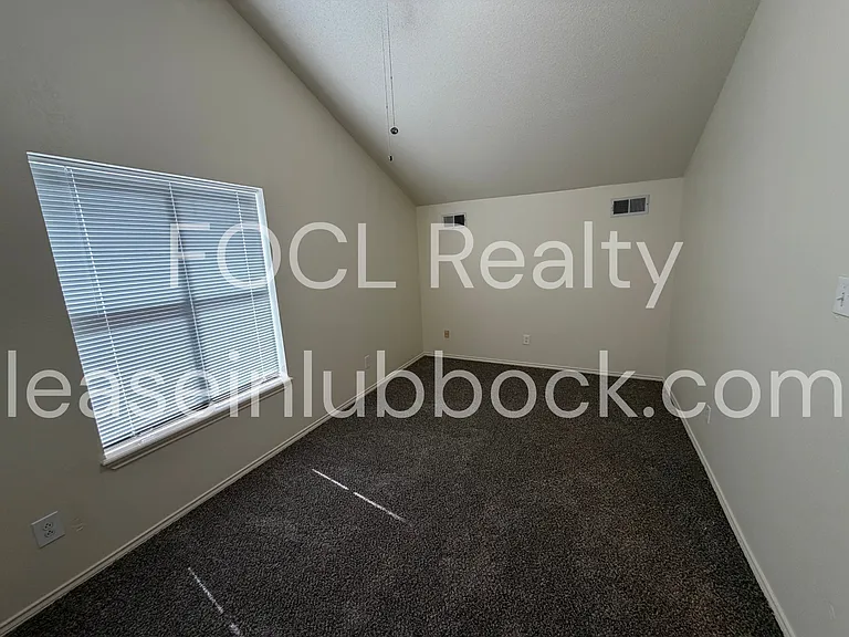 8310 Raleigh Ave — Photo 12