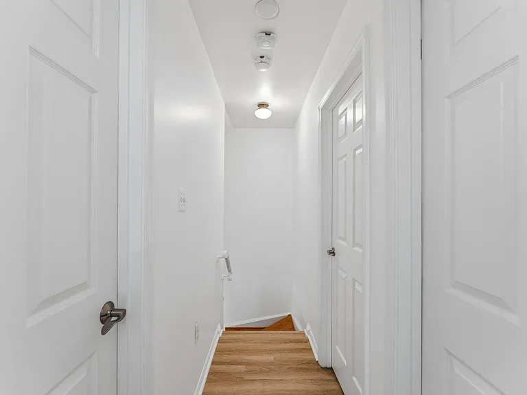 7428 Chummley Ct — Photo 13
