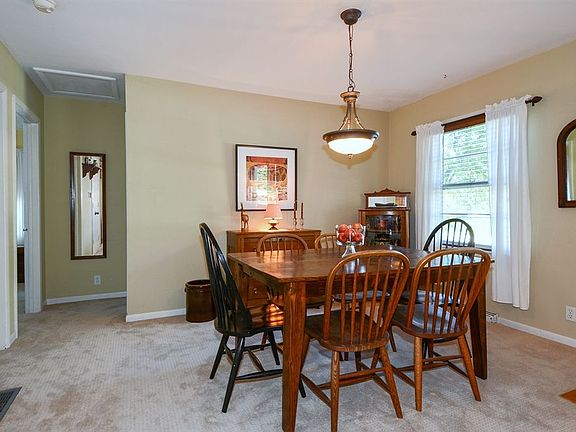 5th image of 6N359 Oakwood Dr
