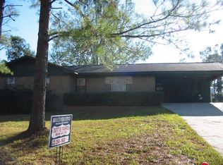 306 S 10th St, Lumberton, MS 39455