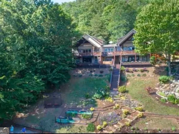 2003 Bend Of The Riv, Hiawassee, GA 30546