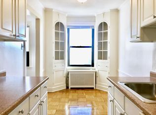 1135 N Dearborn St #1, Chicago, IL 60610