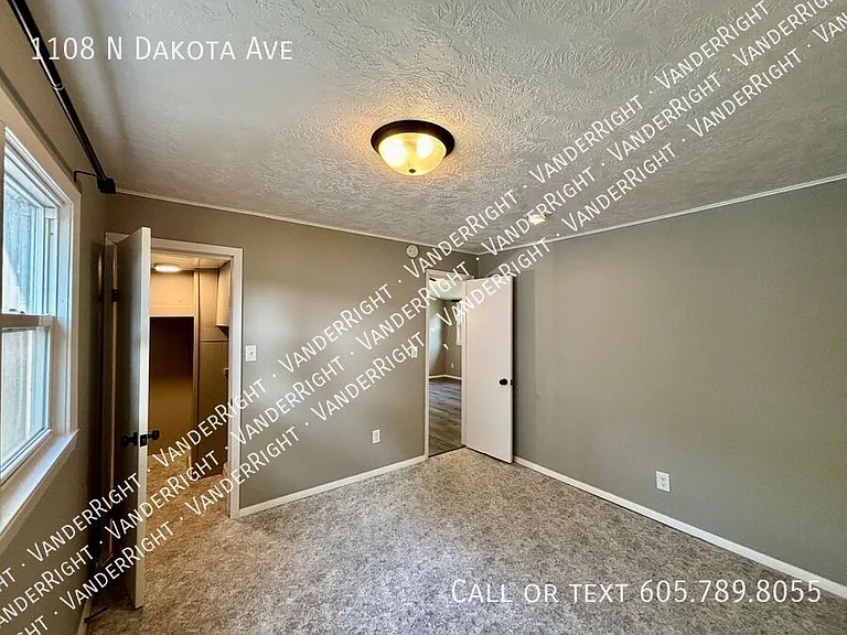 1108 N Dakota Ave — Photo 12
