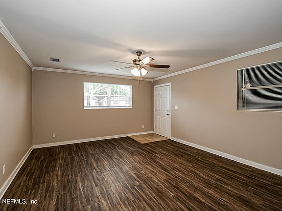 3rd image of 7227 STONEHURST Road N