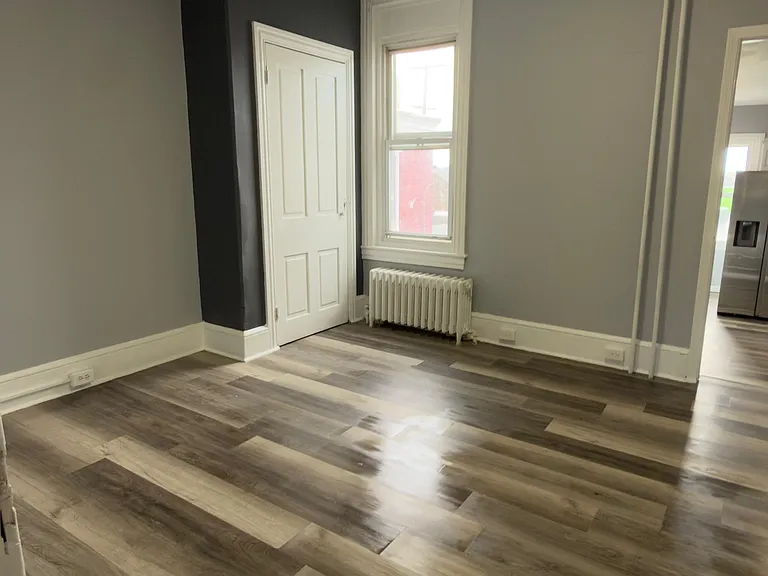 504 N 10th St #2 — Photo 17