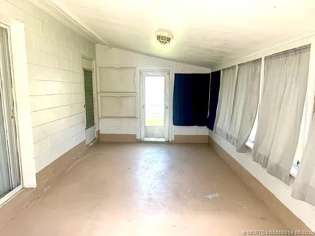 1909 NW Sunset Blvd — Photo 18