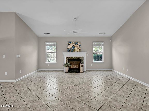 5th image of 3709 New Holland Drive