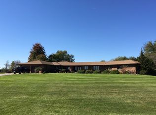 1055A N Gorham Rd, Morris, IL 60450