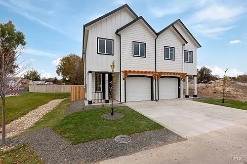 127 N Trifecta Ln Photo 1