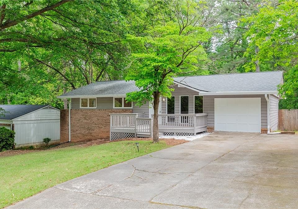 1st image of 2649 Rolling View Dr SE