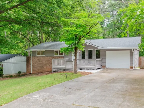 2649 Rolling View Dr SE, Smyrna, GA 30080