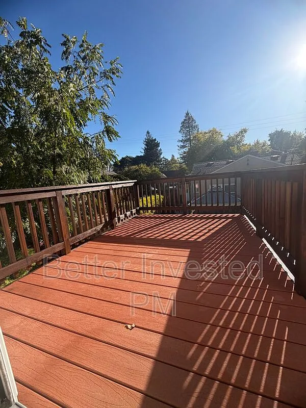 1 bed, 1.0 bath, 750 sqft, $2,475 — Photo 2