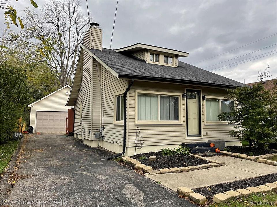 2410 Gillham Ave, West Bloomfield, MI 48324 Zillow