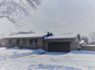 129 W Alpine Cir, Brandon, SD 57005