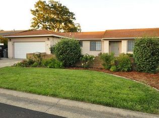 140 Canyon Rim Dr, Folsom, CA 95630