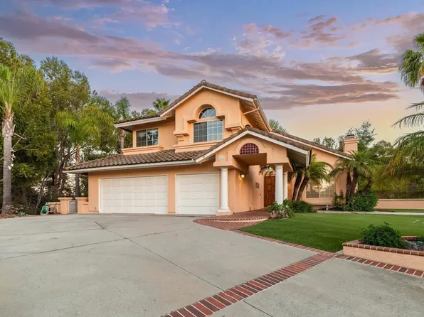 1261 Oak View Way, Escondido, CA 92029