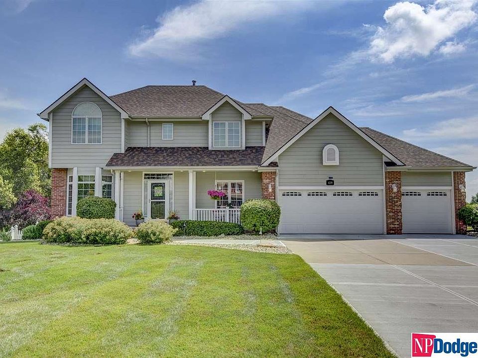 1st image of 4219 N 143rd Cir