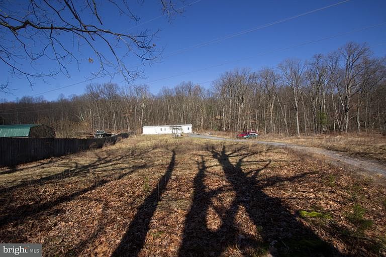 2nd image of 322 Pine Grove Rd