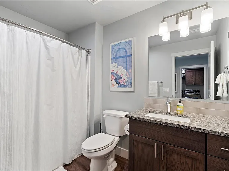 443 E Danika Ln — Photo 27