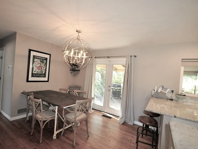 3391 S Holly St — Photo 4