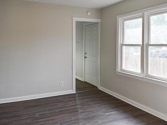 5th image of 1225 N Olney St