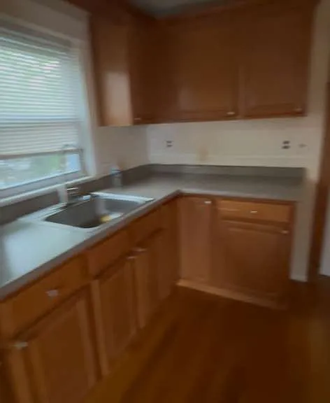 57 Lakeview Ave #F — Photo 2