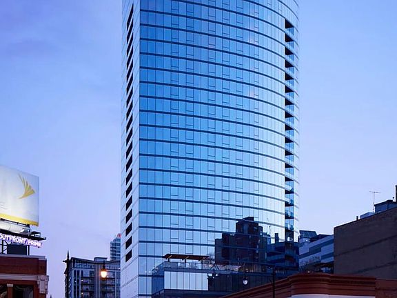 5th image of 204 N Halsted St #2410