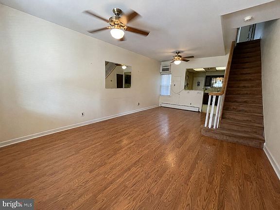 4th image of 331 Roseberry St