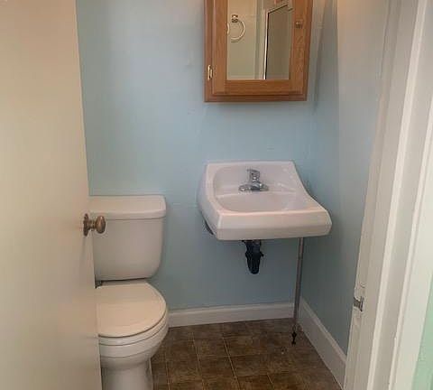 4th image of 137 Kahle Dr #23