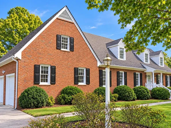 317 Iron Horse Rd, Rocky Mount, NC 27804