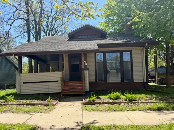 405 E Illinois St, Urbana, IL 61801