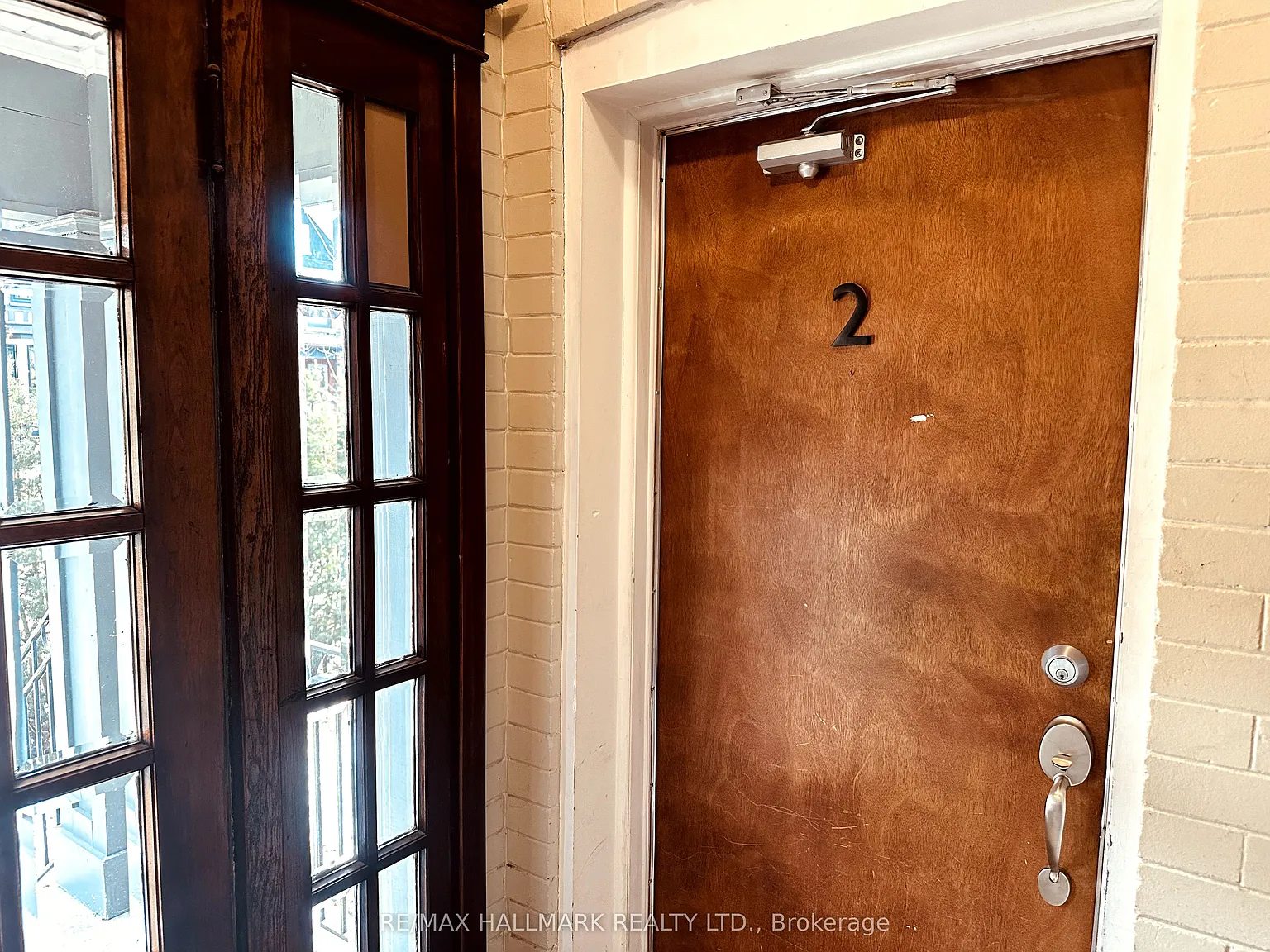 3 bed, $2,995 — Photo 4