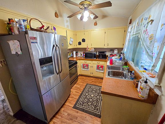 4th image of 208 Wallace Dr