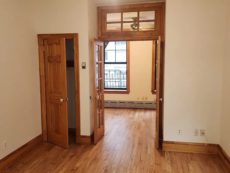 232 E 64th St #21 — Photo 4