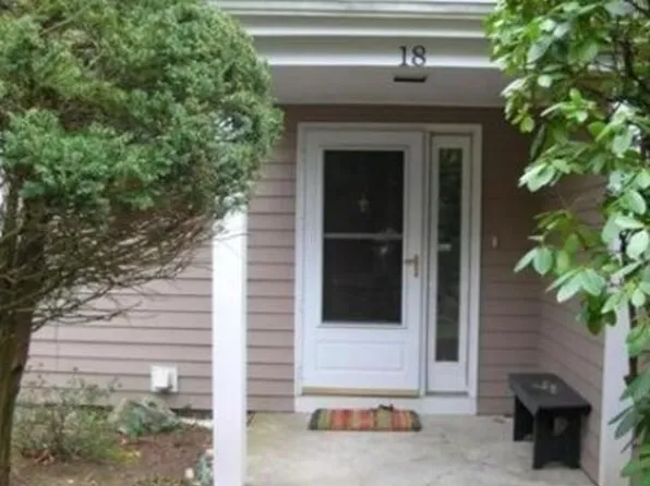 18 Drummer Boy Way #18, Lexington, MA 02420