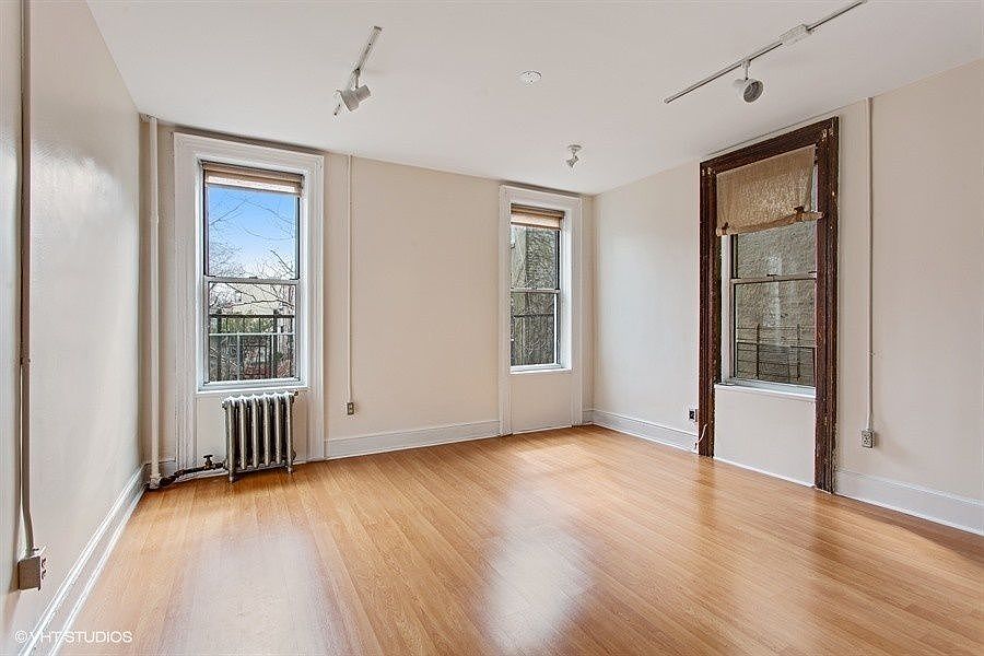 1st image of 665 Vanderbilt Ave APT 3D