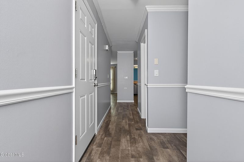 5th image of 79 Meadowlark Drive