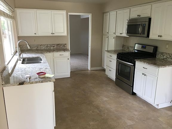 4th image of 4174 Burgundy Way