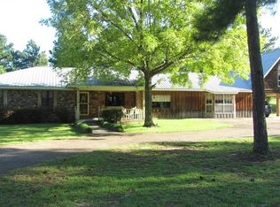 108 Oscar Bond Rd, Purvis, MS 39475