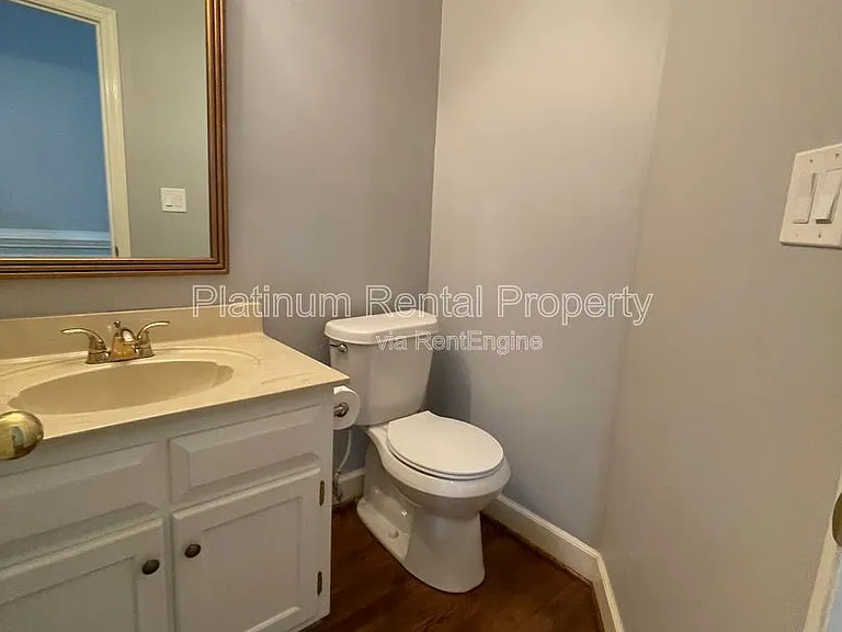 4204 N Mountain Rd NE — Photo 18