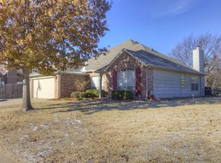 3032 W Oakland St, Broken Arrow, OK 74012