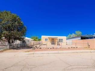217 65th St SW, Albuquerque, NM 87121