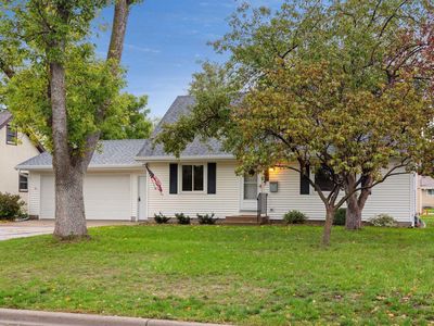 943 Pierce St S, Shakopee, MN, 55379