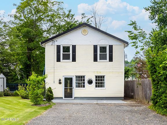 2nd image of 31 Wood Avenue