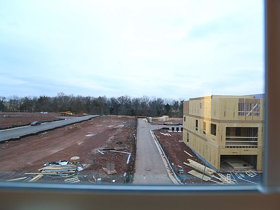 4th image of 22318 Foundation Dr