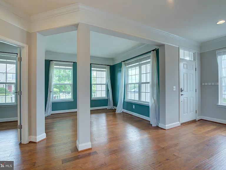 13481 Arcadian Dr — Photo 6