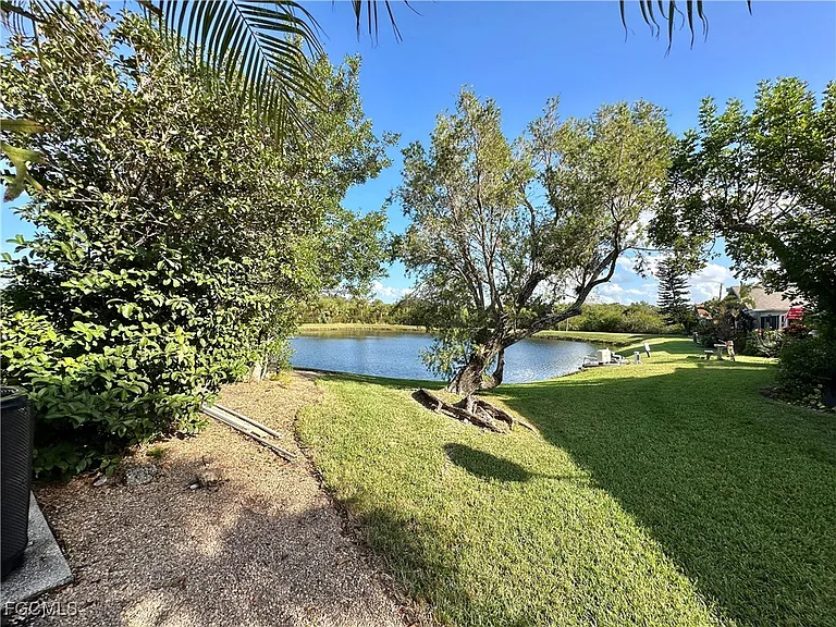 15427 Crystal Lake Dr — Photo 33