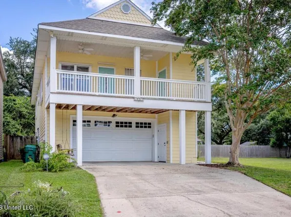 1457 Georgia Pl, Gulfport, MS 39507