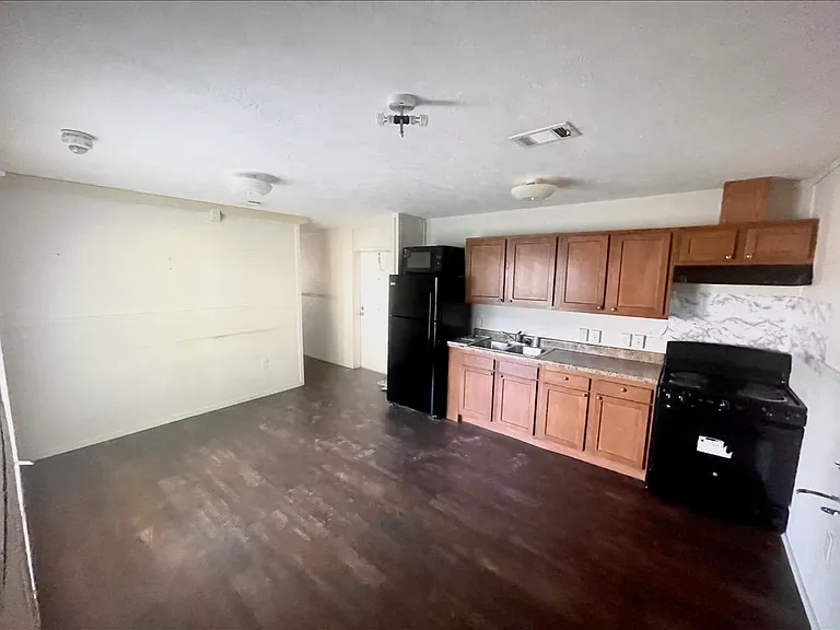 6004 S Highway 161 #13 — Photo 13